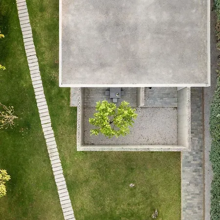 Villa 7